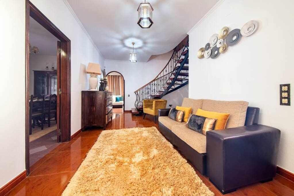 Lombo Cesteiro Guesthouse Tabua  Екстер'єр фото