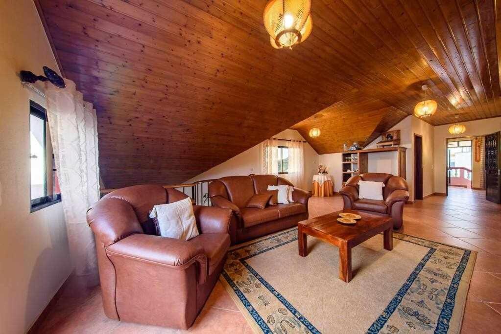 Lombo Cesteiro Guesthouse Tabua  Екстер'єр фото