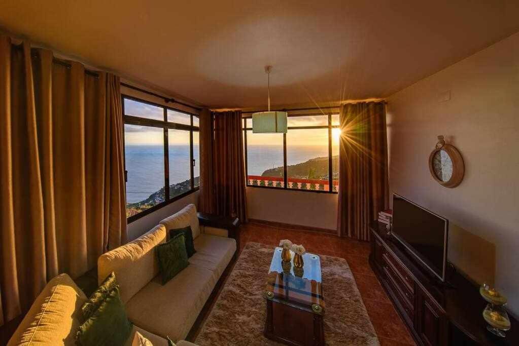 Lombo Cesteiro Guesthouse Tabua  Екстер'єр фото